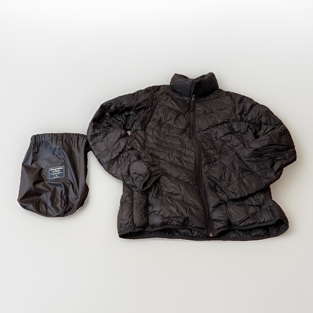 Abercrombie & Fitch Black Packable Lightweight Puffer Size Medium With Bag